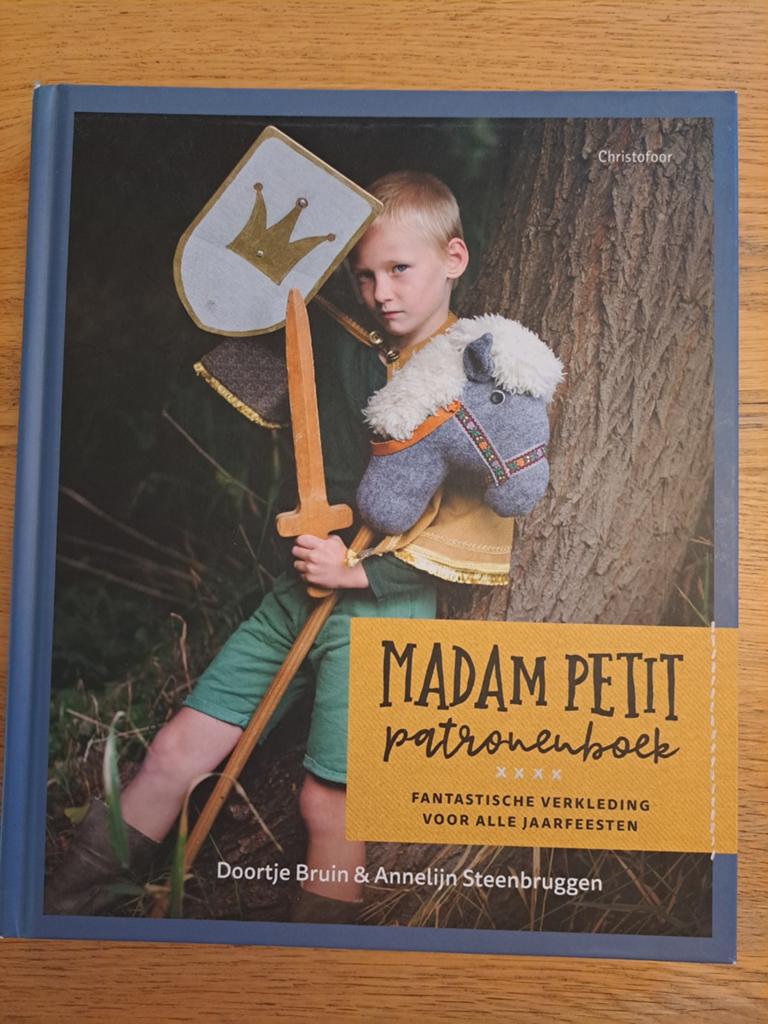 Doortje Bruin - Madam Petit patronenboek, Breien en Haken, Ophalen of Verzenden, Zo goed als nieuw, Doortje Bruin; Annelijn Steenbruggen