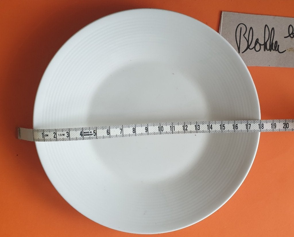 Gezocht: bordjes New York van Blokker 18cm, Ophalen of Verzenden, Zo goed als nieuw, Bord(en), Overige stijlen