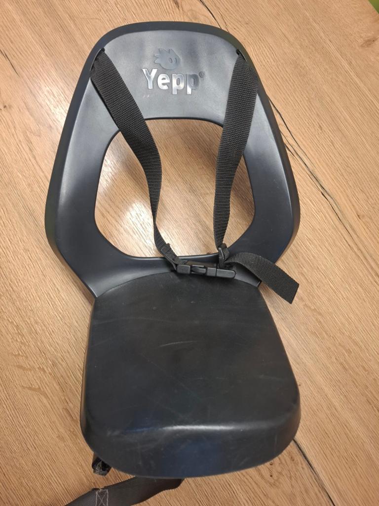 Yepp junior achterzitje, Fietsen en Brommers, Fietsaccessoires | Fietsstoeltjes, Achterzitje, Voetsteuntjes, 15 t/m 36 kg, Ophalen of Verzenden