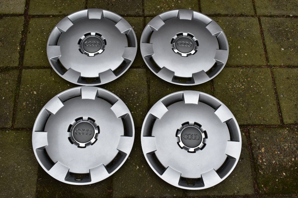 Set van 4 originele wieldoppen Audi A3 16 inch (Model 1), Auto diversen, Wieldoppen, Ophalen of Verzenden, Gebruikt