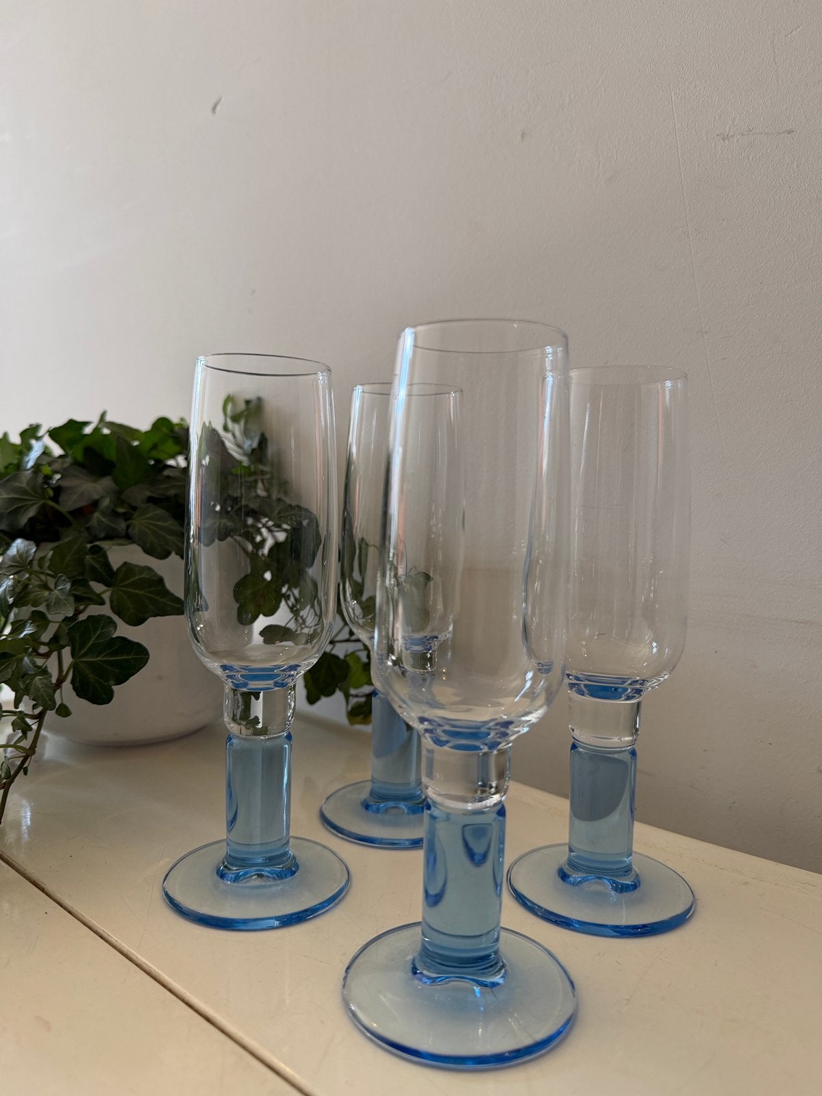 Set van 4 Bormioli Rocco Flûtes, Antiek en Kunst, Ophalen of Verzenden