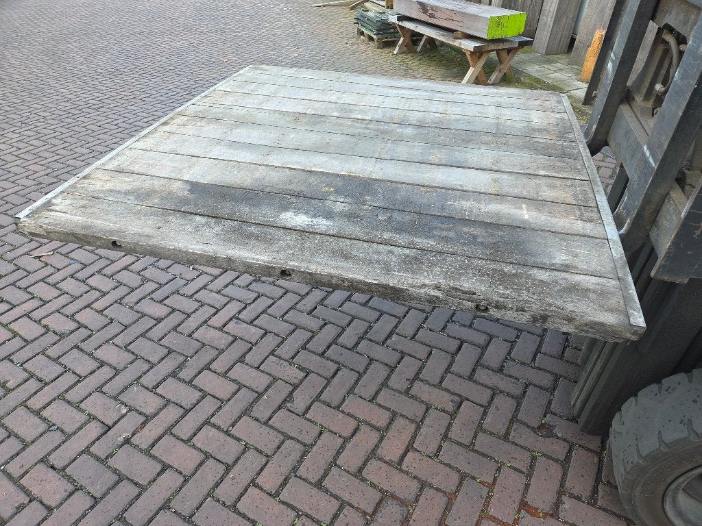 Hardhouten Steenschot 145x148 cm nr: D74