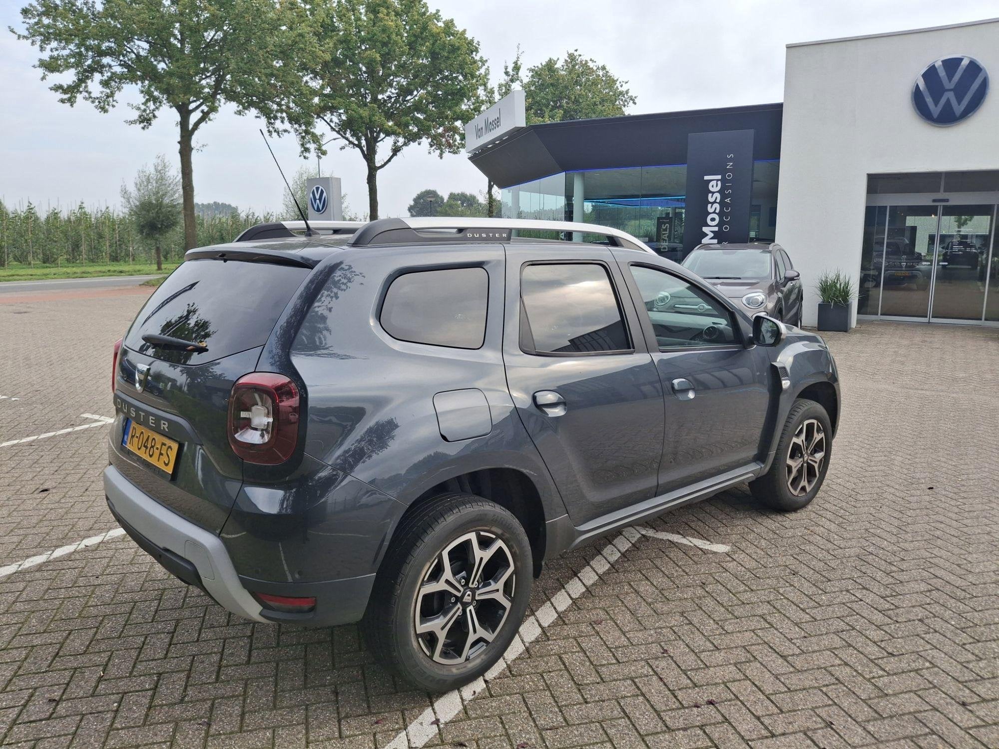 Dacia Duster 1.2 TCe Prestige | ACHTERUITRIJCAMERA | STOELVE, Auto's, 12 maanden, Gebruikt, Euro 6, 4 cilinders