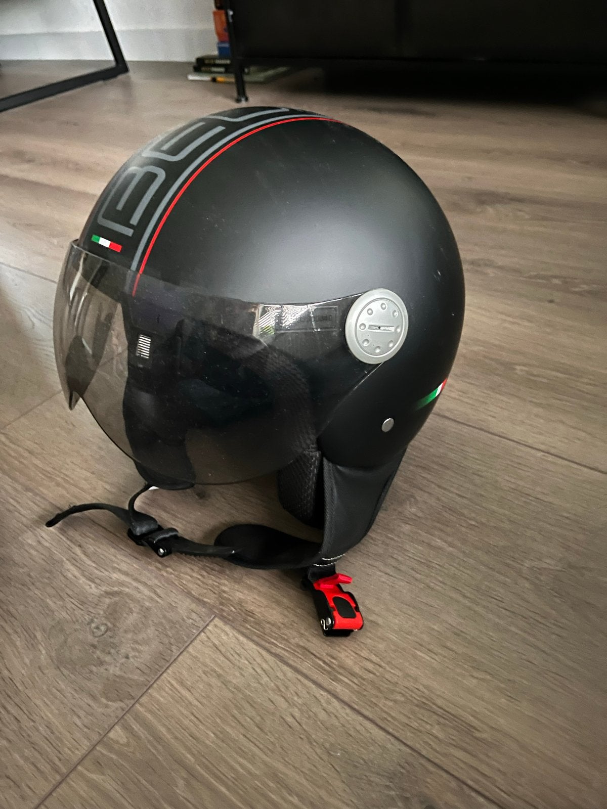 Beon scooterhelm zwart, Fietsen en Brommers, Brommerhelmen, Ophalen, Zo goed als nieuw, Small