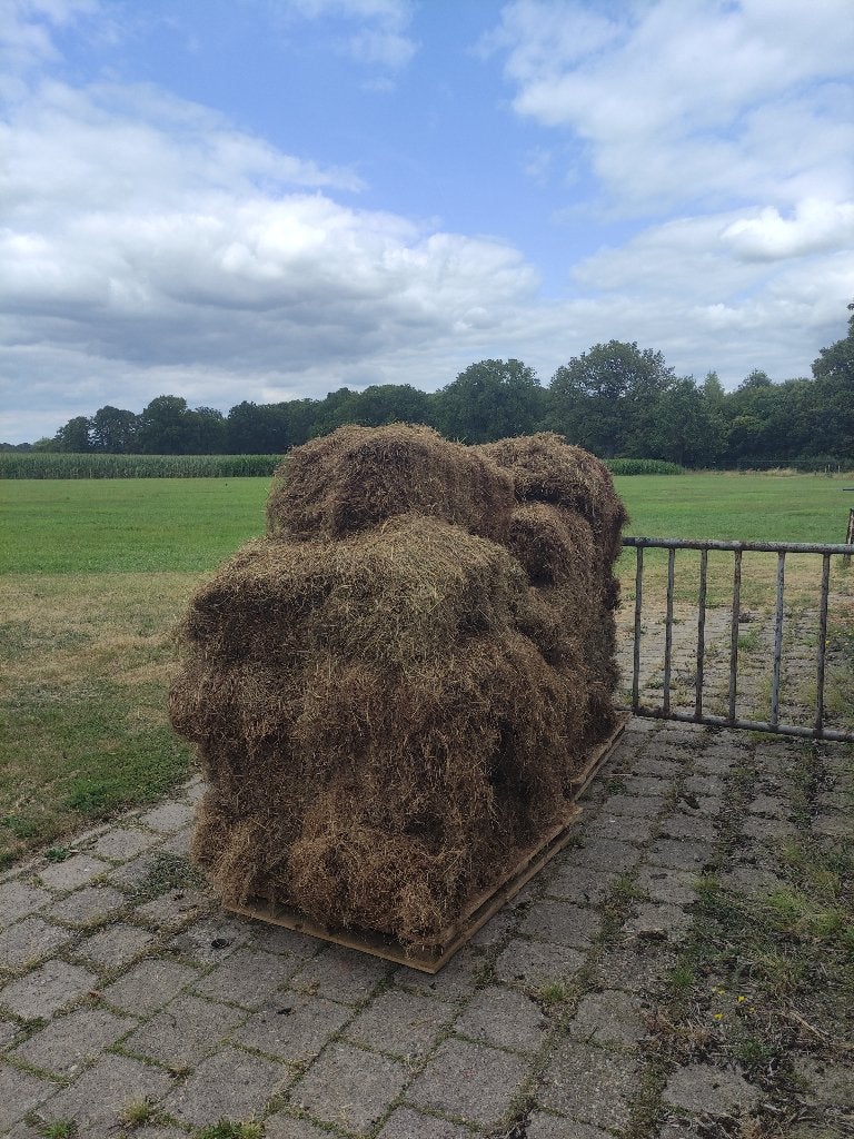 GRATIS ophalen oude hooibalen, Tuin en Terras, Aarde en Mest, Ophalen, Overige typen