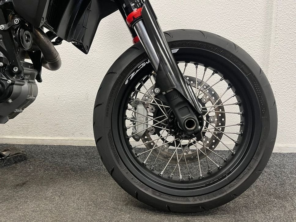 ⭐️⭐Hele mooie KTM 690 SMC R 690SMCR (2020)⭐️⭐, Motoren, 2 cilinders, KTM, Motorrijbewijs A, Bedrijf