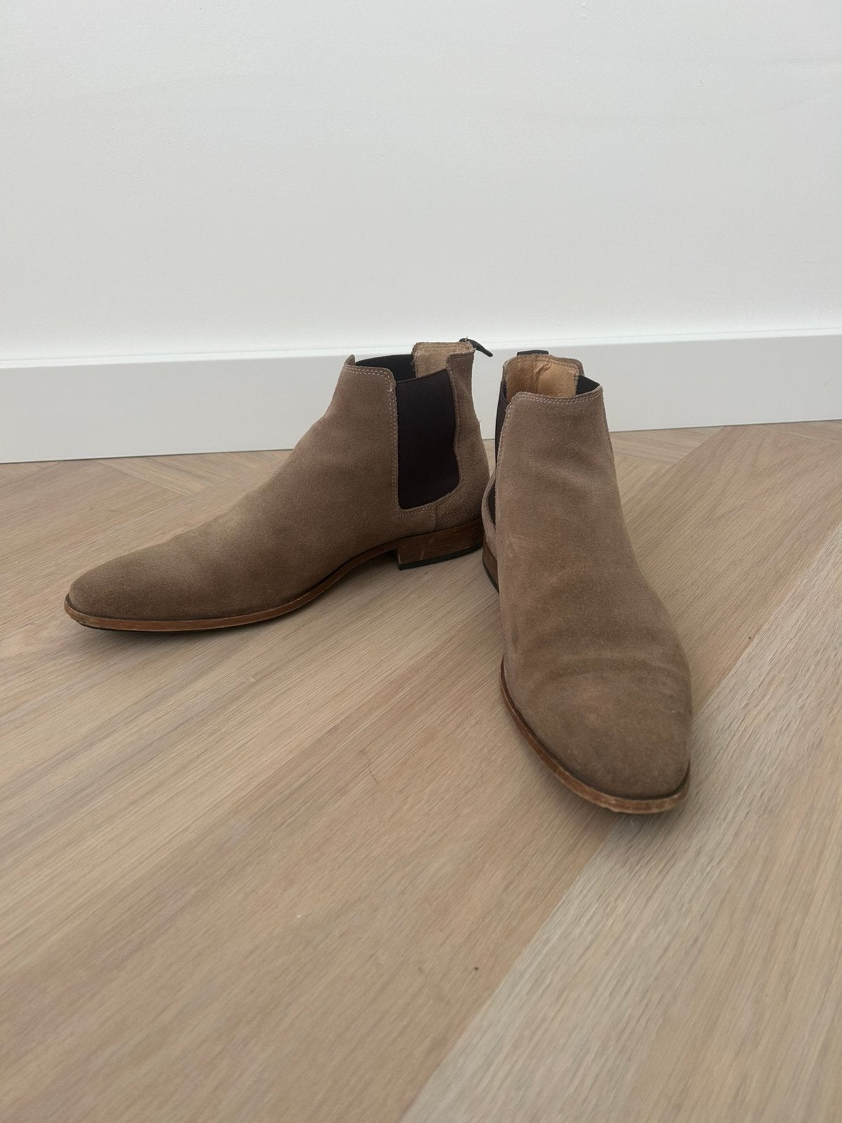 Manfield Chelsea boots - taupe - maat 43, Ophalen of Verzenden, Zo goed als nieuw, Bruin, Boots