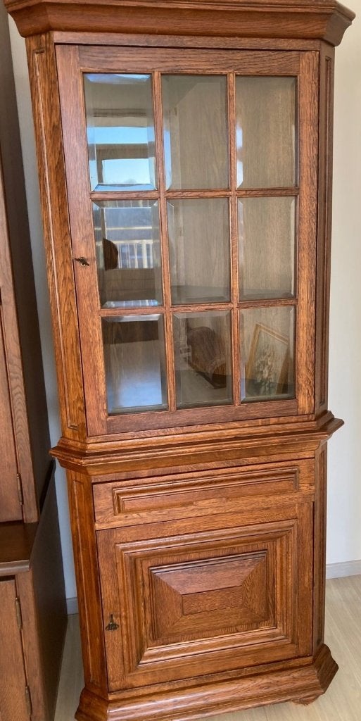 Luxe Hoekkast Vitrine massief Hout Nieuwstaat, Huis en Inrichting, Kasten | Vitrinekasten, Ophalen, Glas, Met deur(en), Modern, Klassiek,
