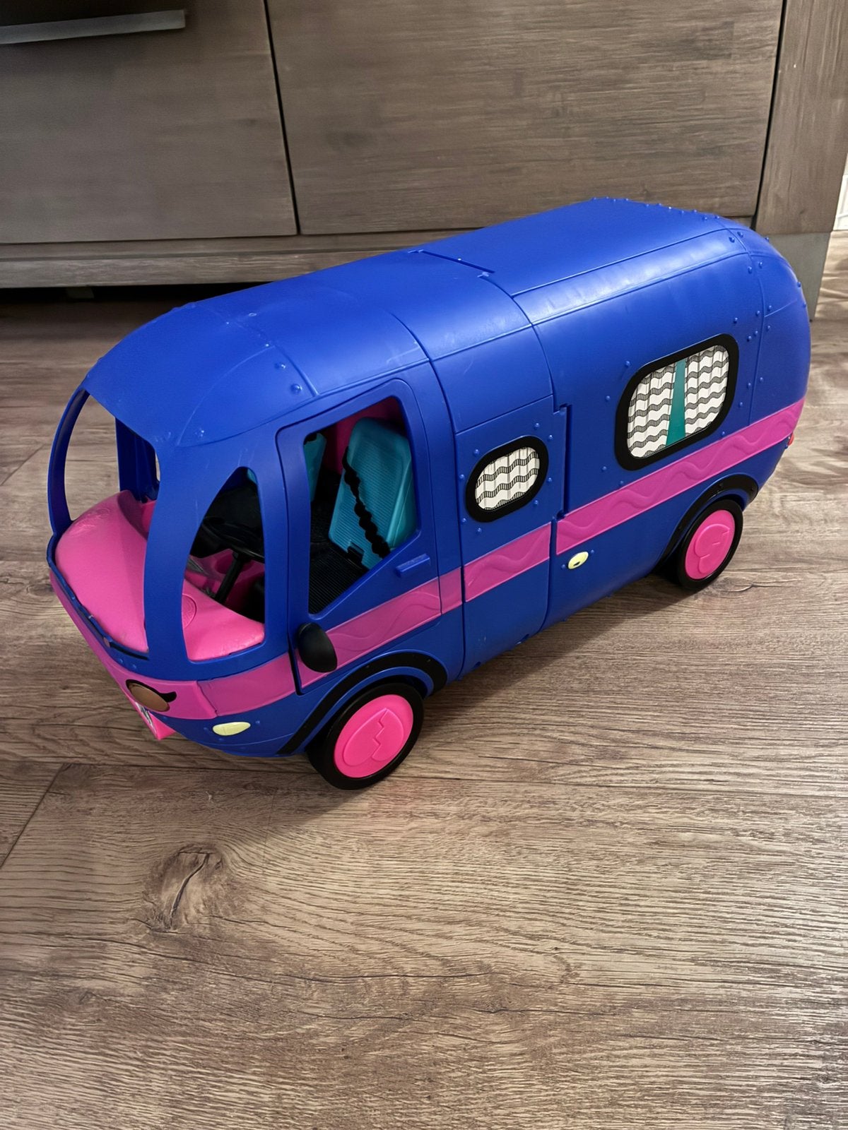 L.O.L camper, Ophalen of Verzenden, Gebruikt