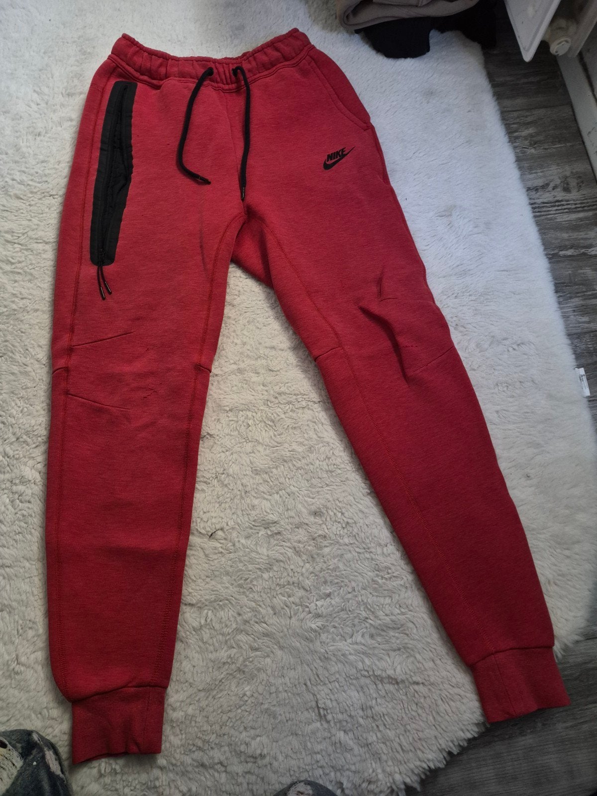 Nike Tech Fleece Joggingbroek Rood - Maat XS, Ophalen of Verzenden, Nike