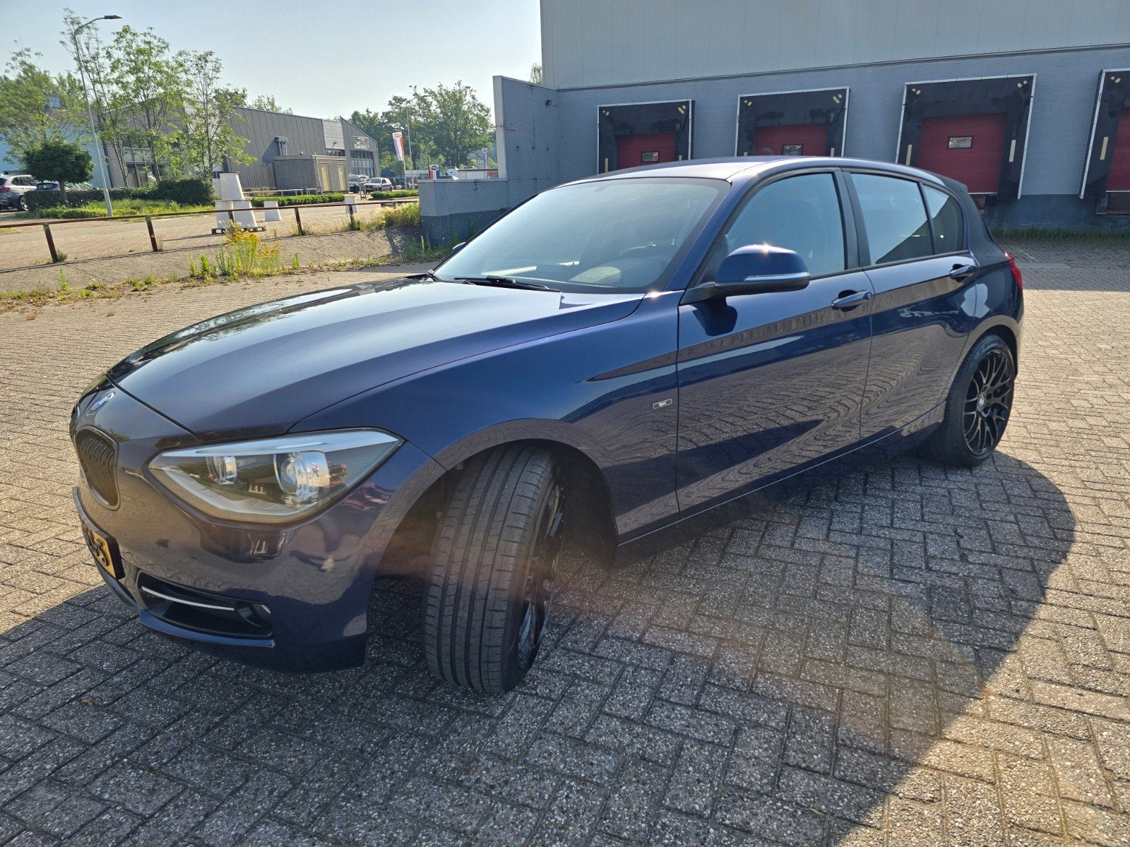 BMW 1-Serie 116I 100KW 5DR 2012 Blauw, Auto's, 1-Serie, Zwart, 4 cilinders, Parkeersensor
