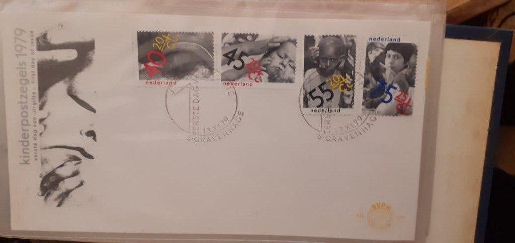 eerste dag enveloppen, Postzegels en Munten, Postzegels | Eerstedagenveloppen, Ophalen, Beschreven, Nederland