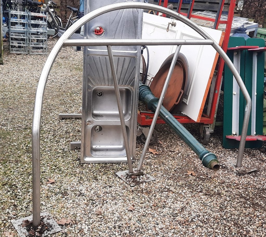 RVS Buisboog - Hoogte 140 cm, Breedte 205 cm, Ophalen, Gebruikt, Ameide, Pellikaan