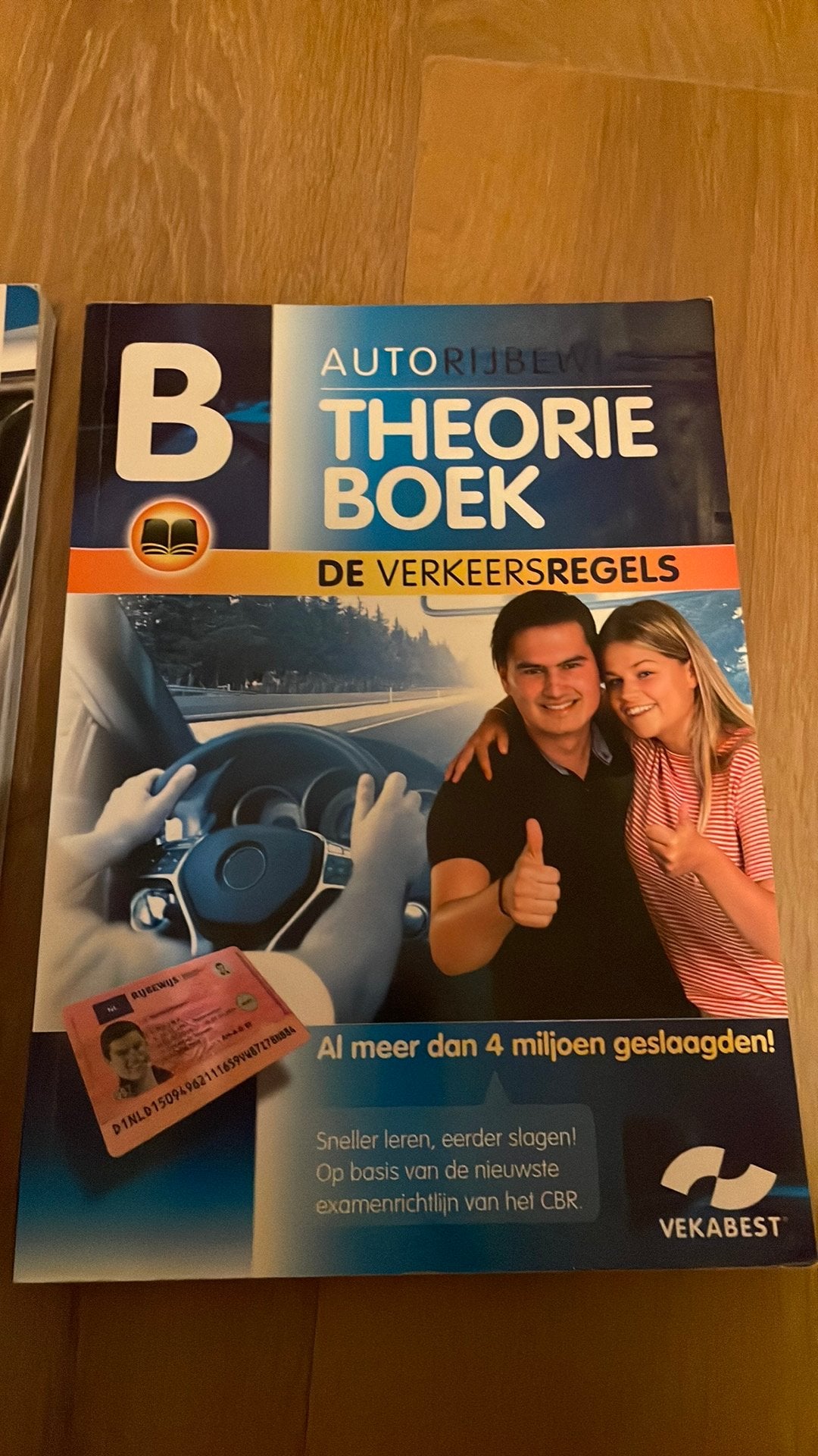 Gratis | Theorie en praktijkboek auto rijles, Boeken, Ophalen, Zo goed als nieuw, Algemeen