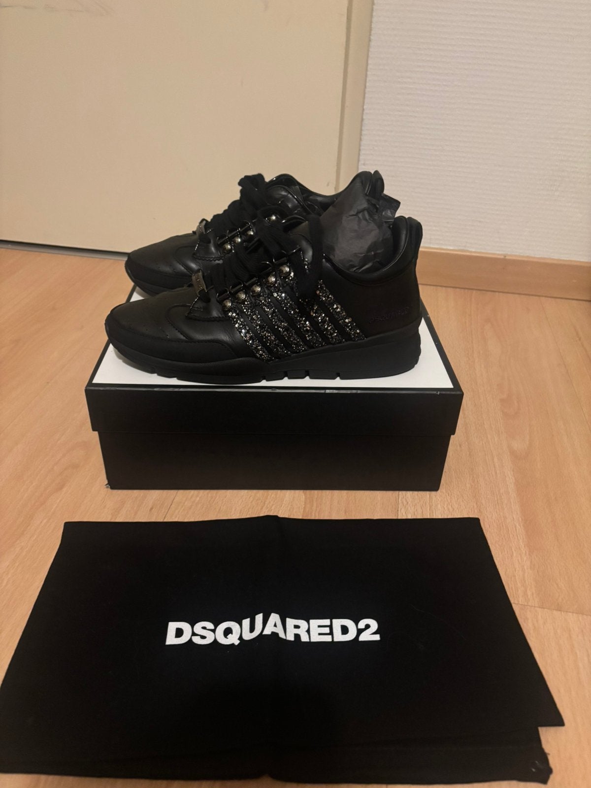 Dsquared 2 dames schoenen maat 39 nieuw!!, Ophalen of Verzenden, Zo goed als nieuw, Zwart