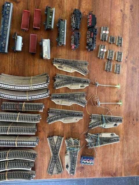 Marklin oude  treinrails e.d.(zolderopruiming), Hobby en Vrije tijd, Modeltreinen | H0, Wisselstroom, Gebruikt, Rails, Ophalen of Verzenden