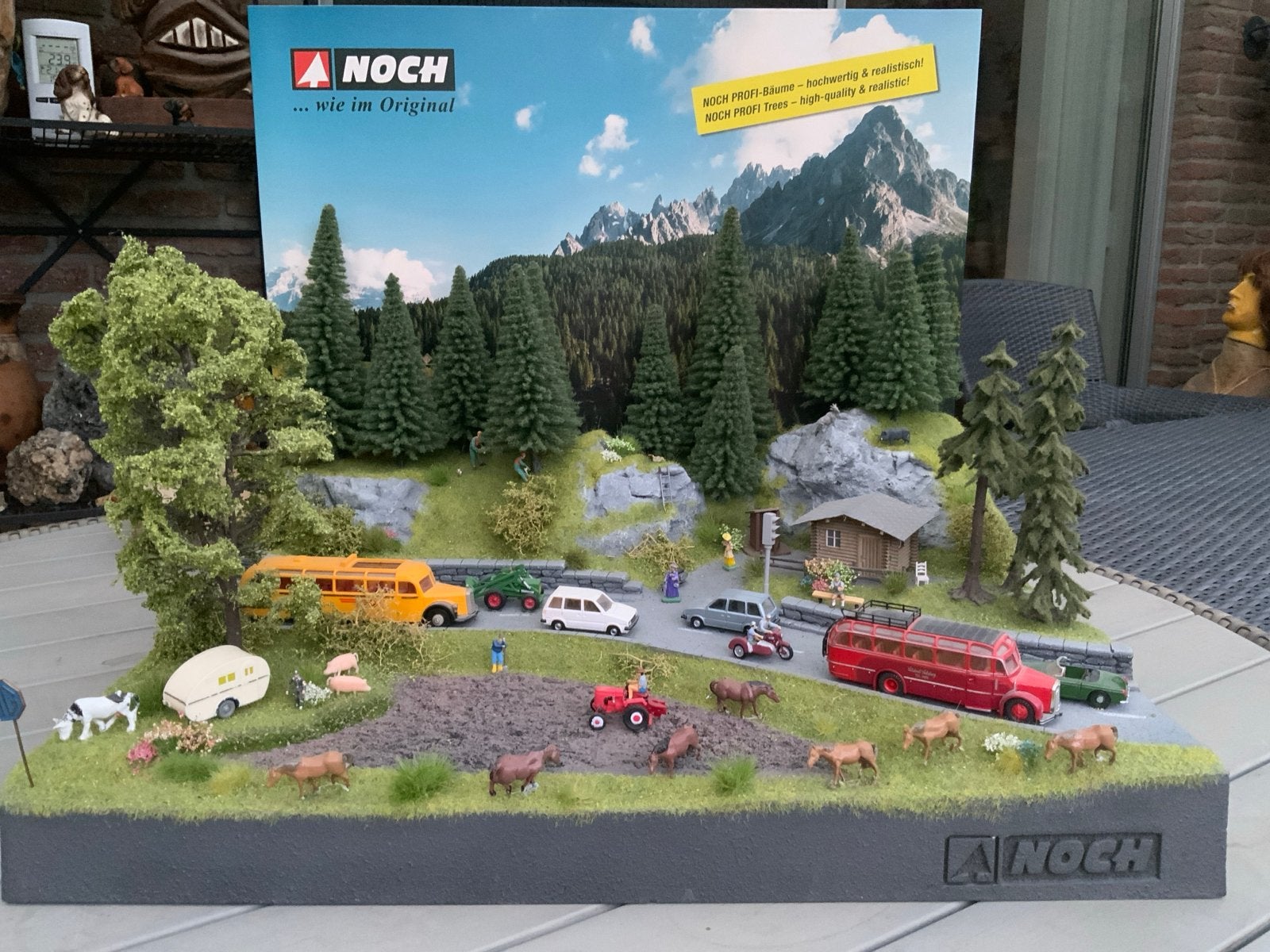 NOCH Diorama Spoor Z met unieke automodellen, Hobby en Vrije tijd, Modelbouw | Overige, Ophalen, Gebruikt, 1:144 of kleiner