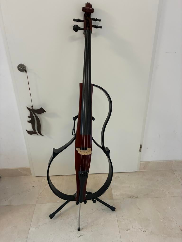 Yamaha silent cello, Ophalen, Zo goed als nieuw