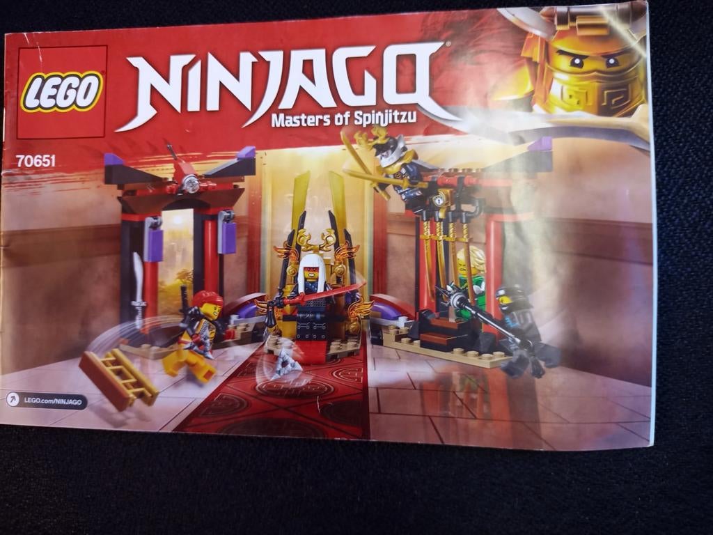 Lego Ninjago 70651 Throne Room Showdown met minifiguren, Compleet, Lego, Ophalen of Verzenden, Zo goed als nieuw