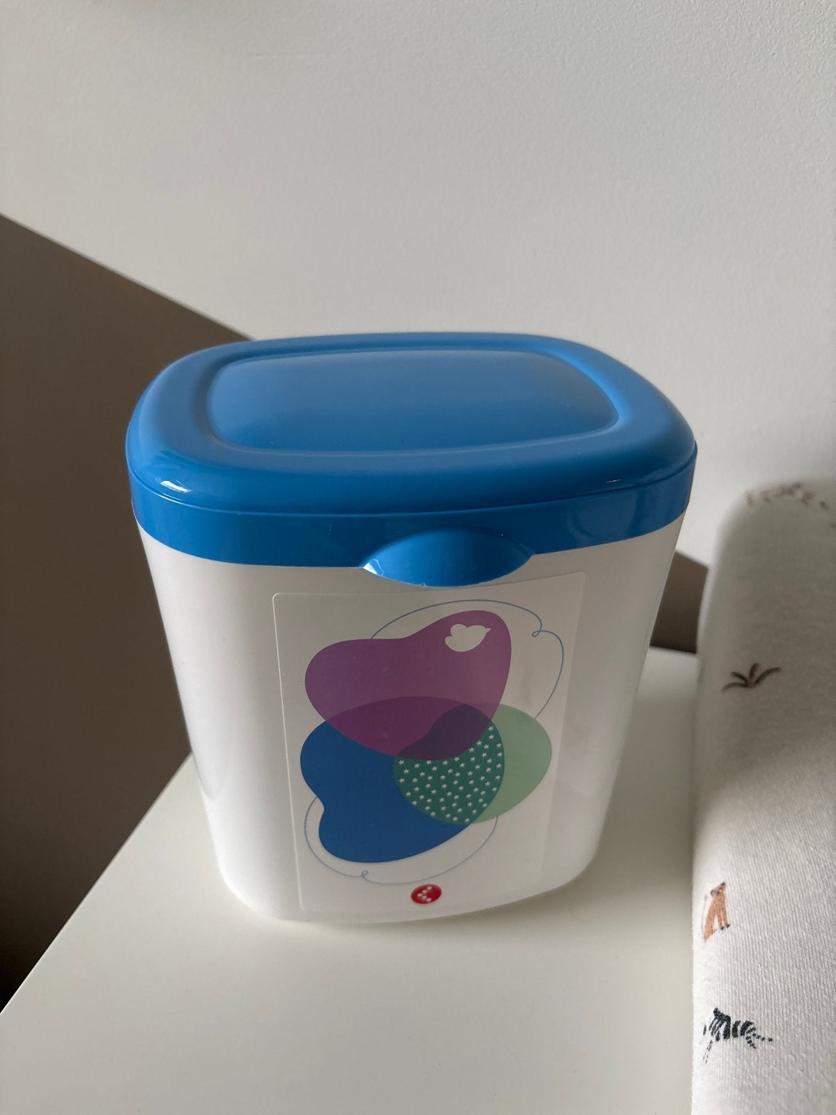 Kruidvat Kunstvoeding Bewaarbox met Afstrijkbalkje - Nieuw!, Ophalen of Verzenden, Nieuw, Bewaarbakje, Overige merken