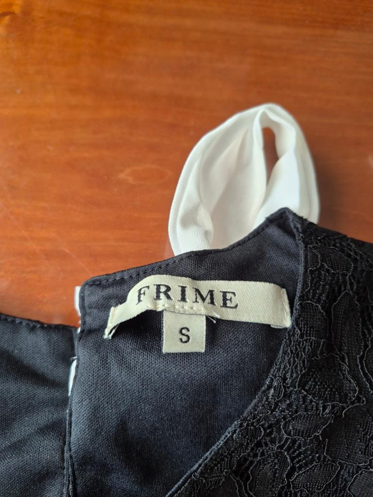 Zwart kanten topje met witte strik van Frime, maat S, Kleding | Dames, Frime, Zwart, Ophalen of Verzenden, Zo goed als nieuw