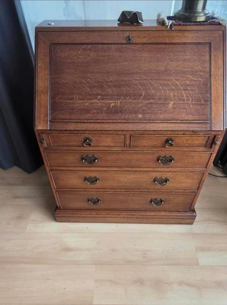 secretaire, Ophalen