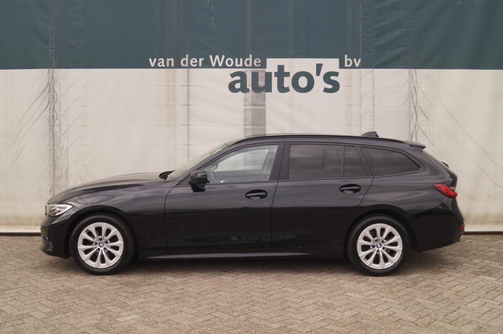 BMW 3 Serie Touring 318d Automaat Executive -NAVI-ECC-, Automaat, 4 cilinders, Zwart, Origineel Nederlands