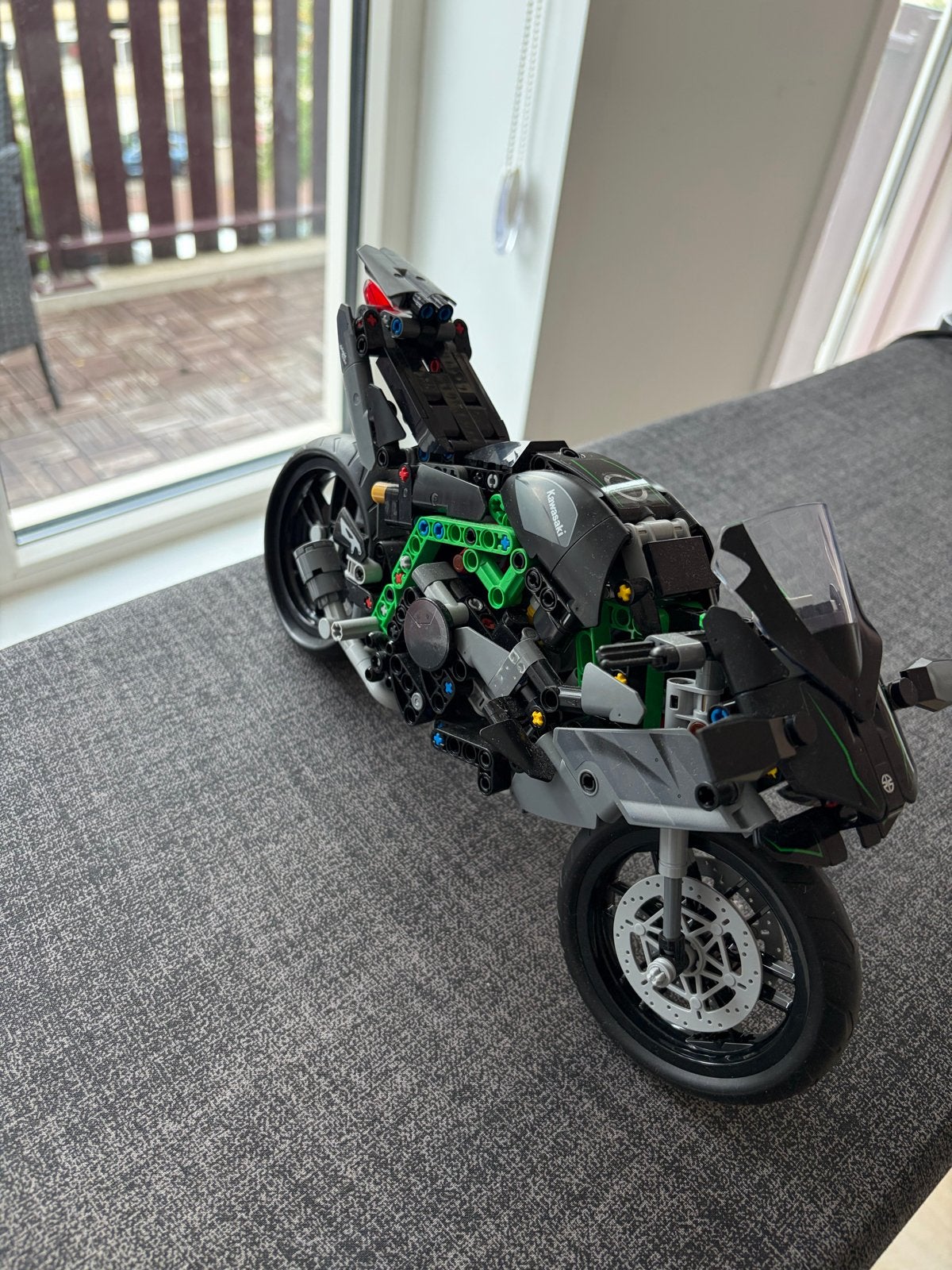Lego Technic Kawasaki Ninja H2R met boekje, Ophalen, Zo goed als nieuw