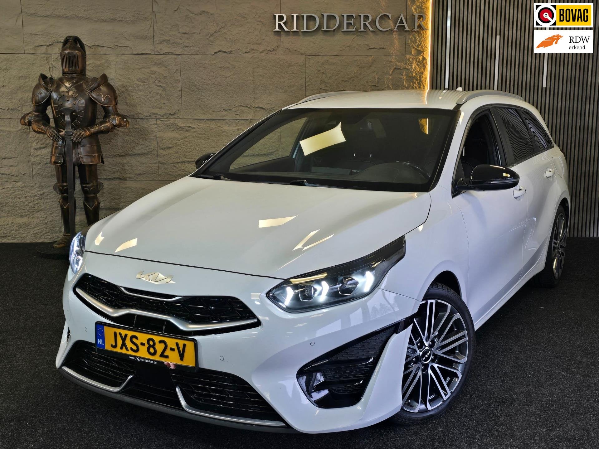 Kia Ceed Sportswagon 1.5 T-GDi GT-Line|GARANTIE|ADAPTIVE|CAR, Auto's, Kia, Dealer onderhouden, Gebruikt, Euro 6, 4 cilinders