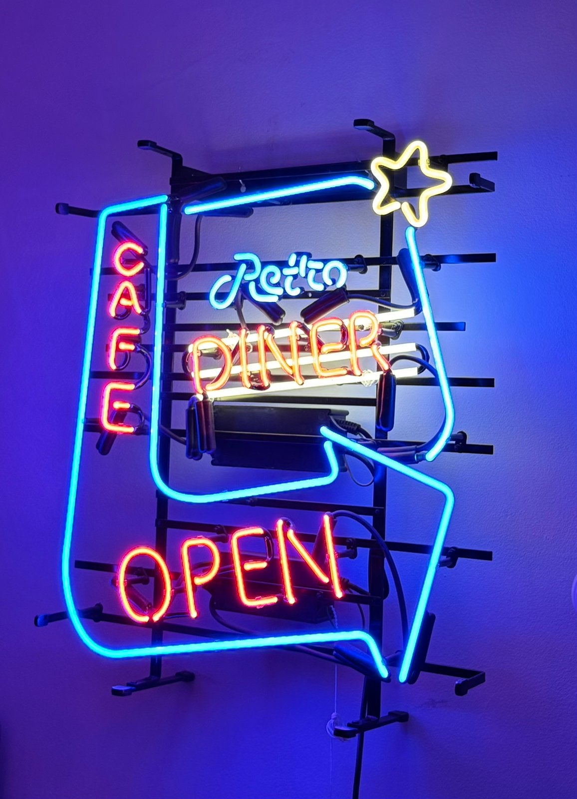 Mooie neon licht reclame, Ophalen of Verzenden, Zo goed als nieuw, Lichtbak of (neon) lamp