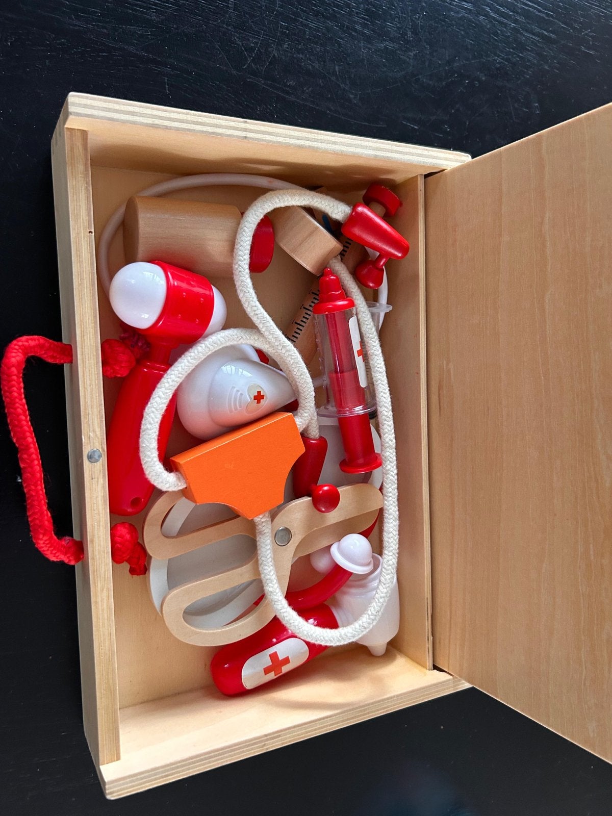 Houten dokterskoffer met speelgoed medische set, Ophalen, Zo goed als nieuw, Jongen of Meisje