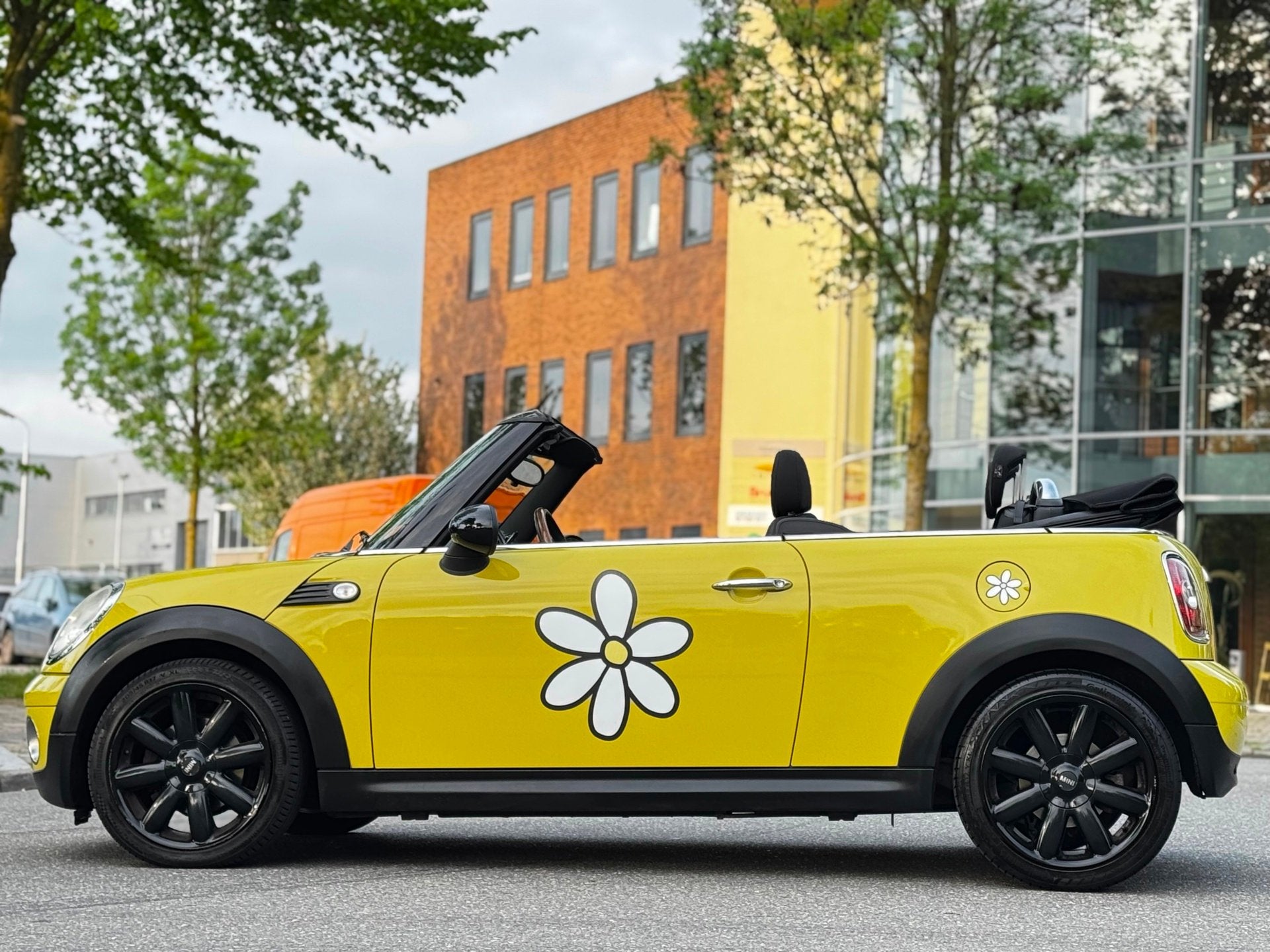 Mini Mini Cabrio 1.6 Cooper Pepper|APK13-05-2027|AIRCO|PSENS, Gebruikt, 4 cilinders, Cabriolet, 4 stoelen