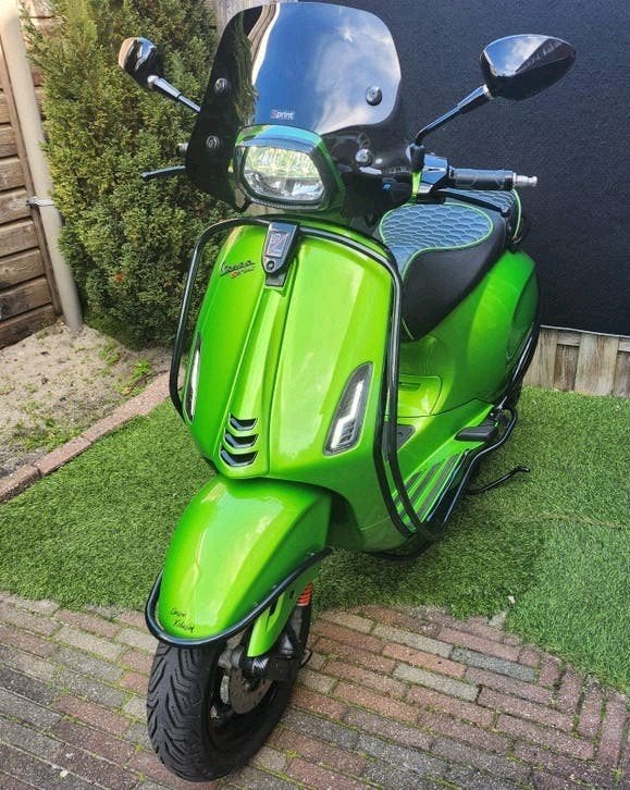 Vespa Sprint S Costum Green E5 4T 2024 Alarm Sip Teller, Ophalen, Maximaal 45 km/u, Vespa S, Zo goed als nieuw