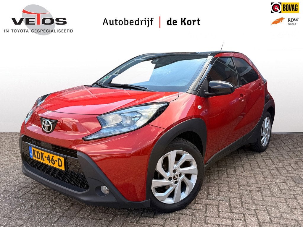 Toyota Aygo X 1.0 VVT-i S-CVT first, 4 seizoen banden, Carpl, Auto's, Toyota, Bedrijf, Te koop, Aygo X, ABS, Achteruitrijcamera
