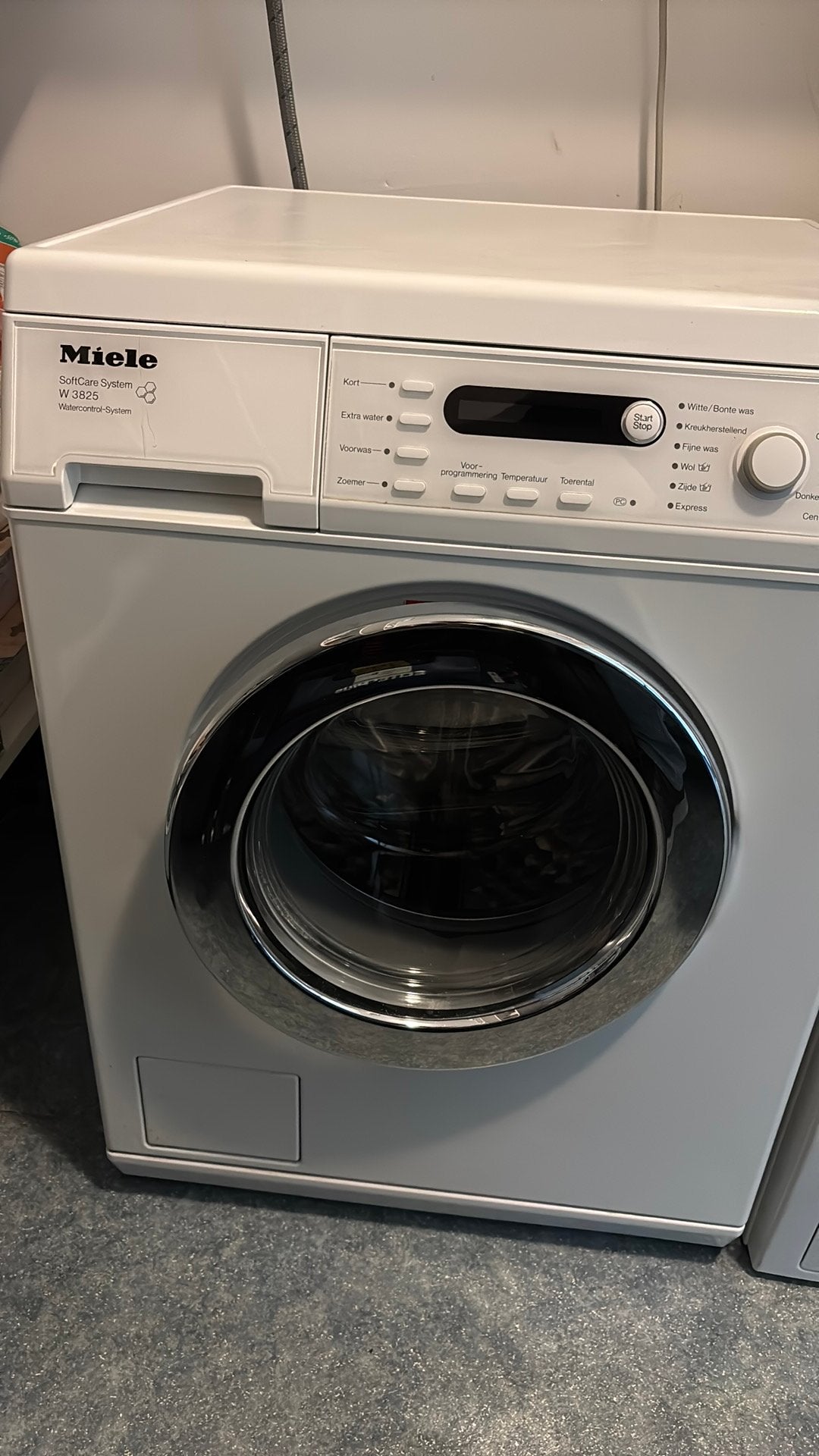 Miele softcare systeem W 3825, Ophalen, Gebruikt, 1600 toeren of meer, Voorlader