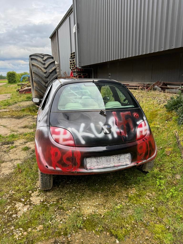 Cross auto - Ford Ka voor onderdelen (mist 2 voorbanden), Ophalen, Ford