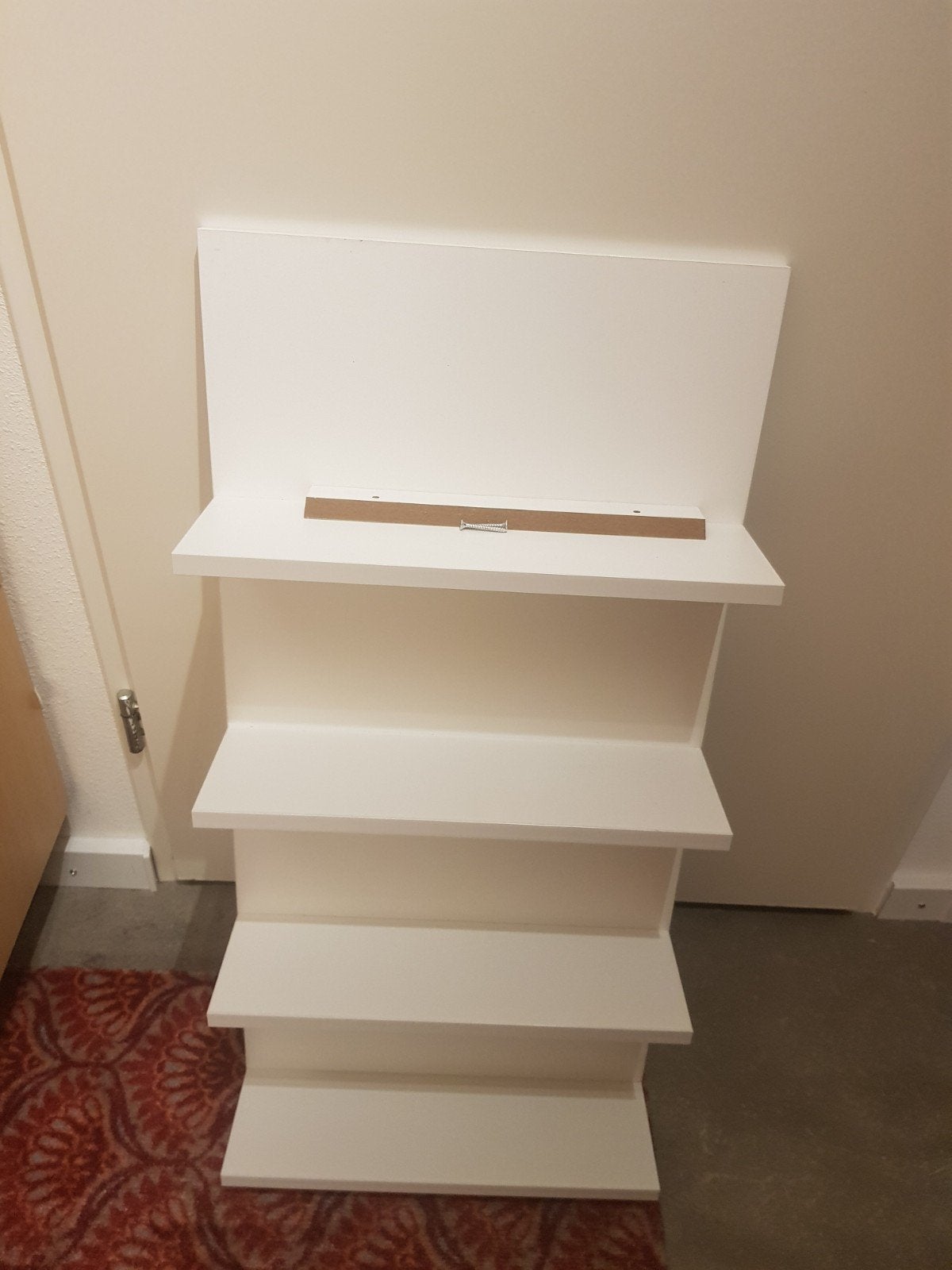hang kastje voor aan de muur, Ophalen, Zo goed als nieuw