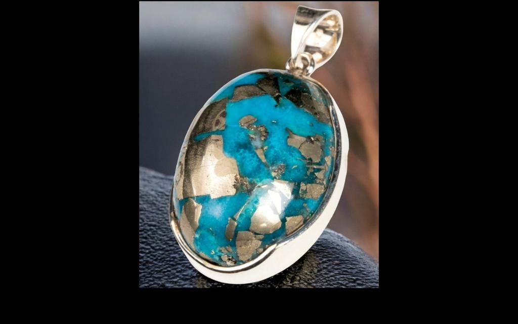 Zeldzaam mooie en echte Nishapur Turquoise., Sieraden, Tassen en Uiterlijk, Kettinghangers, Overige voorstellingen, Nieuw, Met edelsteen