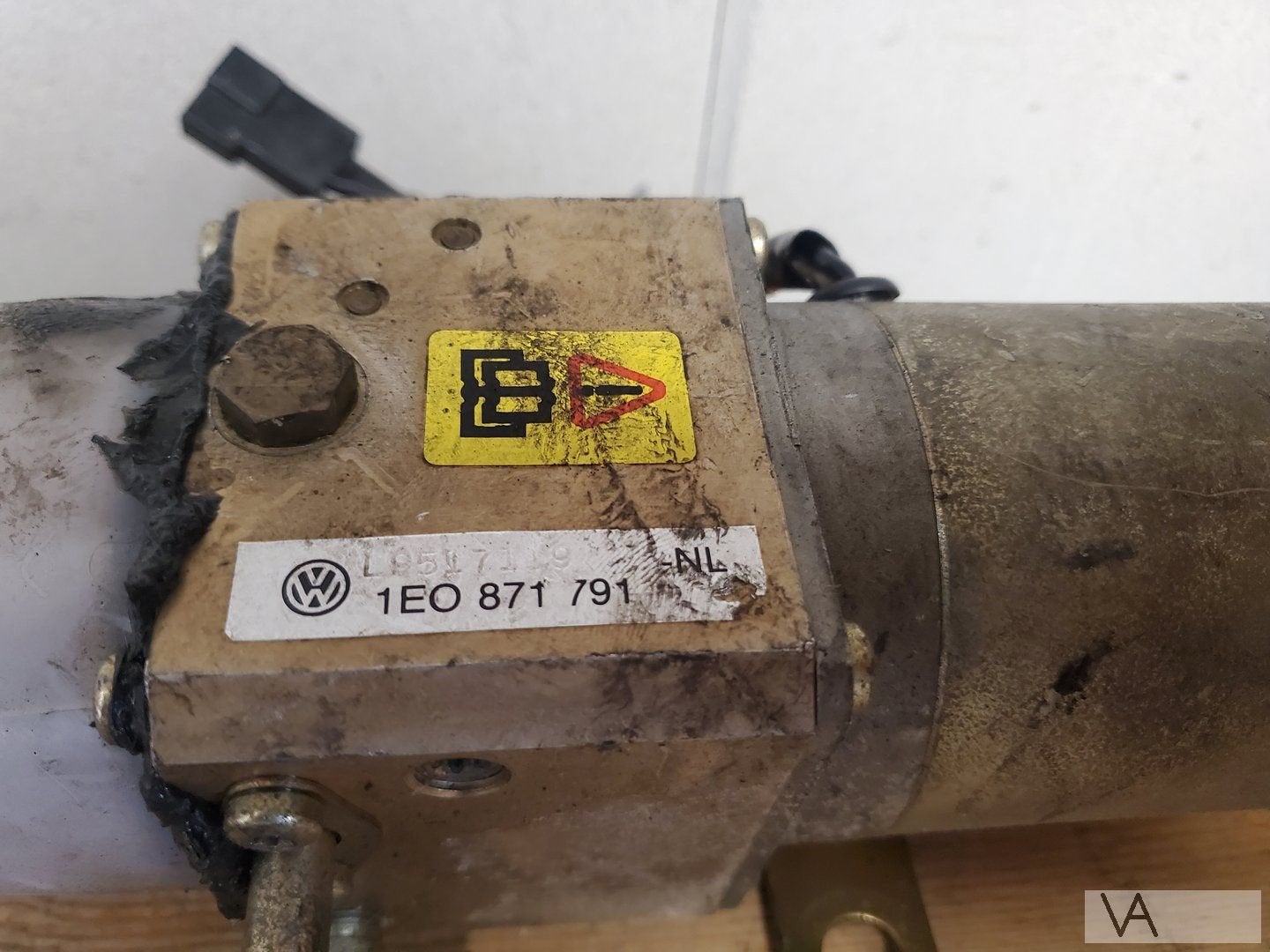 VW Golf 3 en 4 cabrio dakpomp hydrauliek 1e0871791 €75, Gebruikt, -, Volkswagen, -