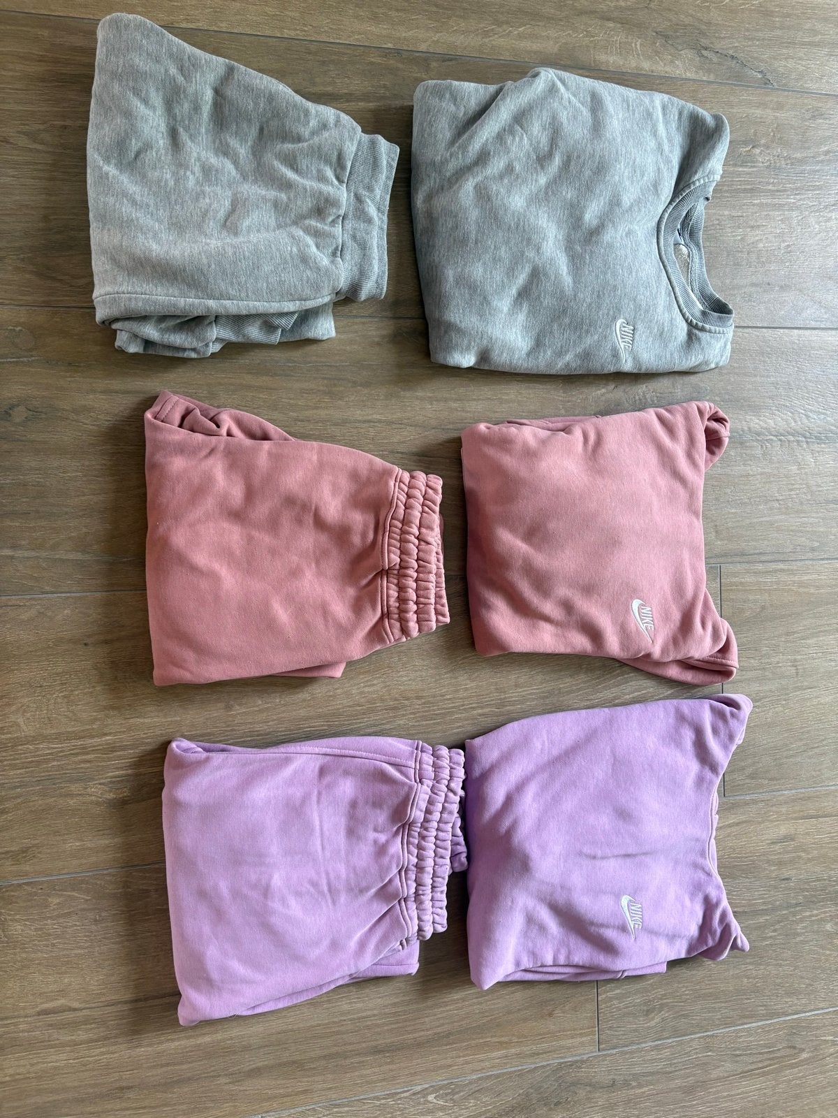 Nike trainingspakken set - 3 kleuren uit Turkije, Maat 38/40 (M), Meerkleurig, Ophalen of Verzenden, Zo goed als nieuw