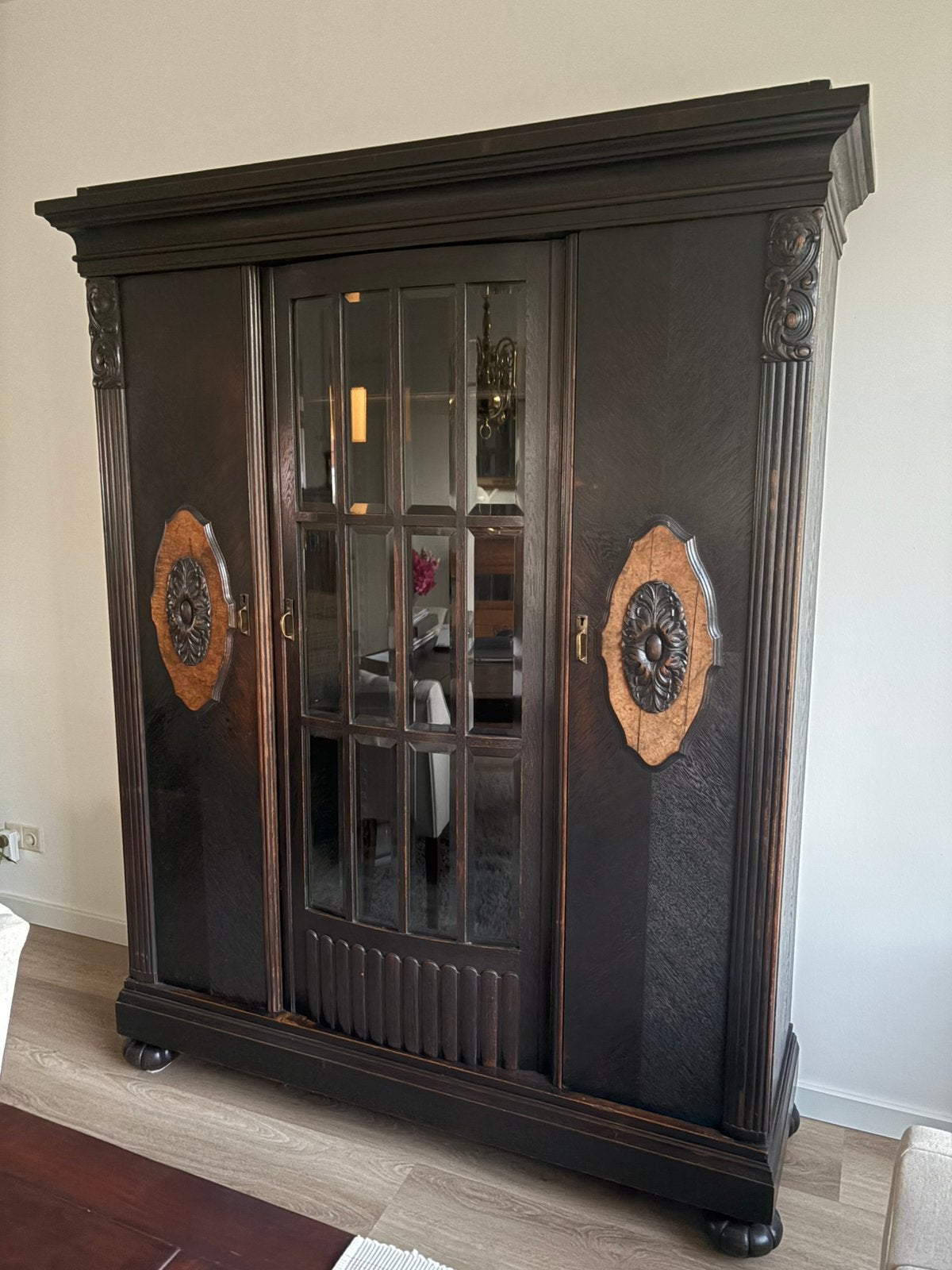 Spaanse kast, Ophalen