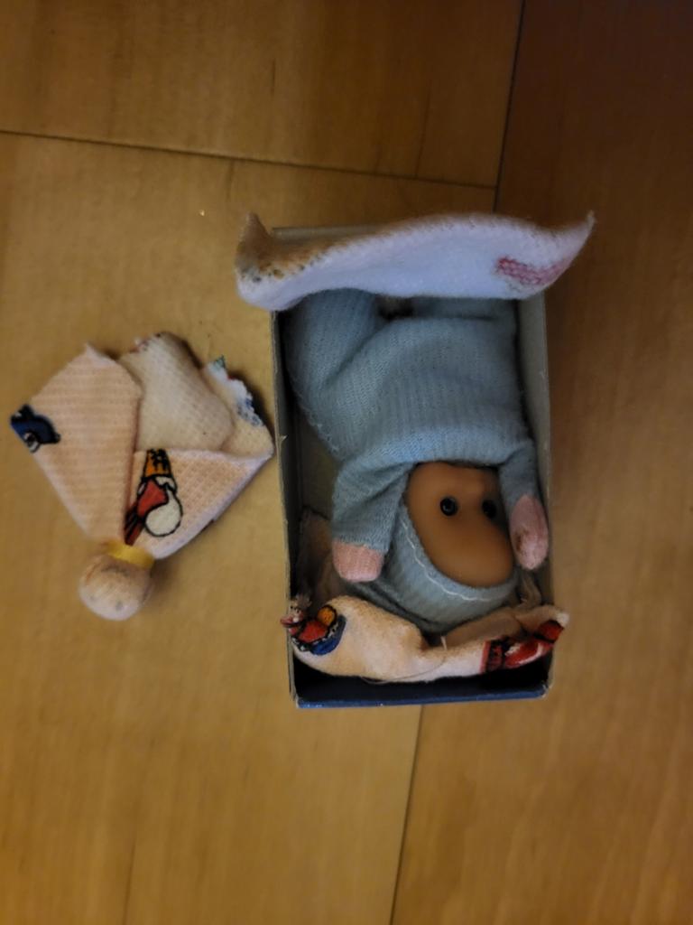 Vintage Flämmchen babypopje in luciferdoosje, Ophalen of Verzenden, Gebruikt, Babypop