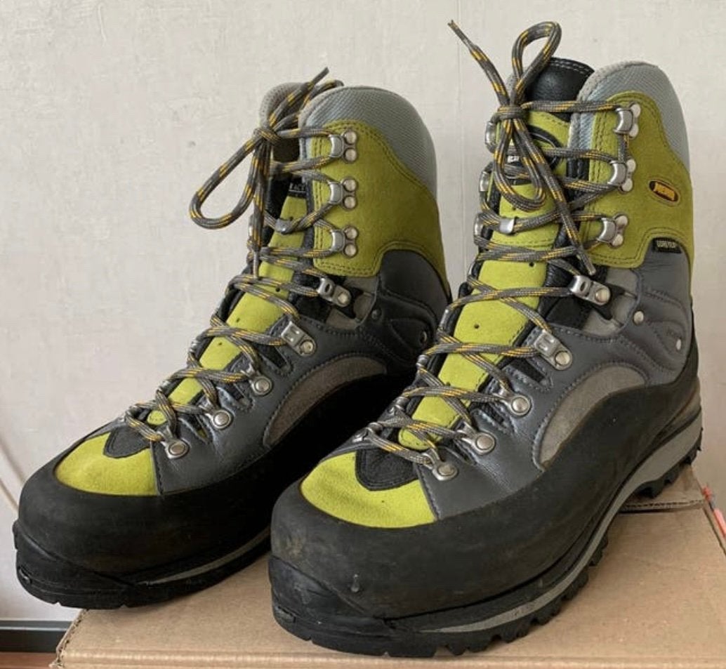Meindl bergschoenen Heren maat 10 44, categorie D gore-tex, Ophalen of Verzenden, Zo goed als nieuw, Schoenen