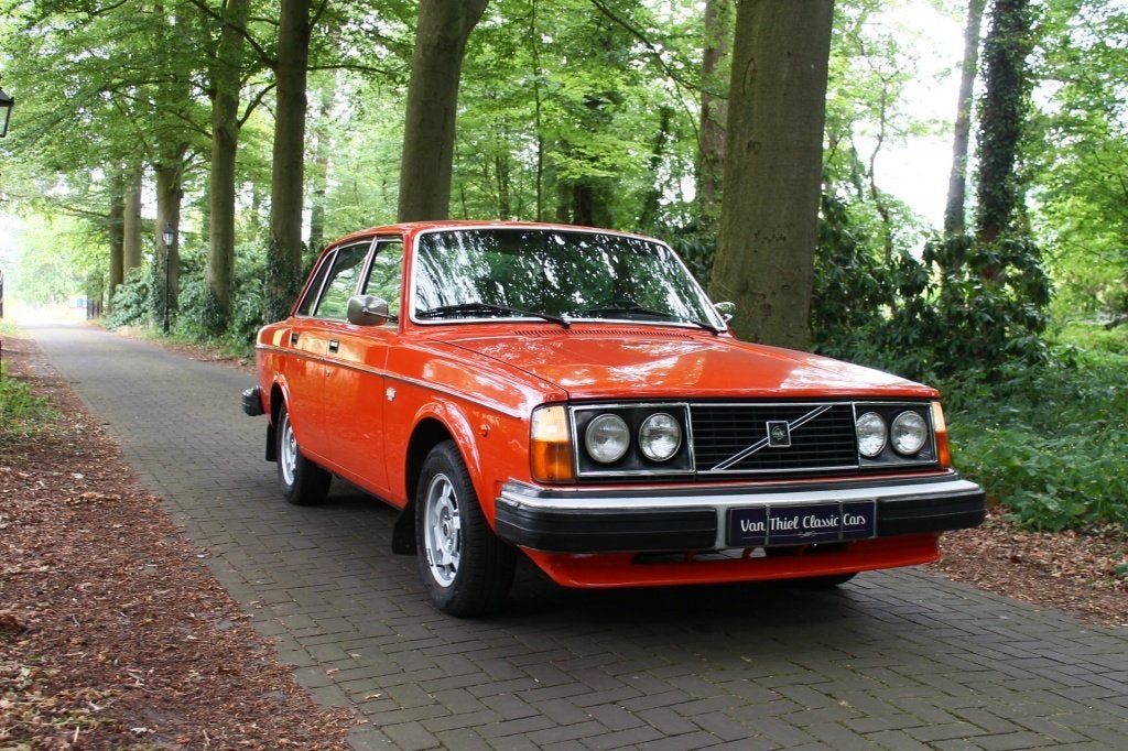 Volvo 244 L Stuurbekrachtiging en 4-Traps automaat met OD., Automaat, Gebruikt, 82 pk, Bedrijf