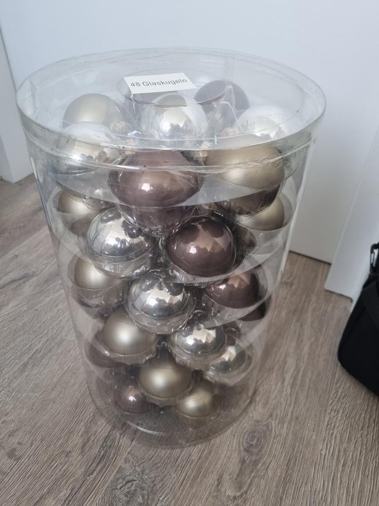 Glazen kerstballenset te koop, Diversen, Kerst, Ophalen, Nieuw
