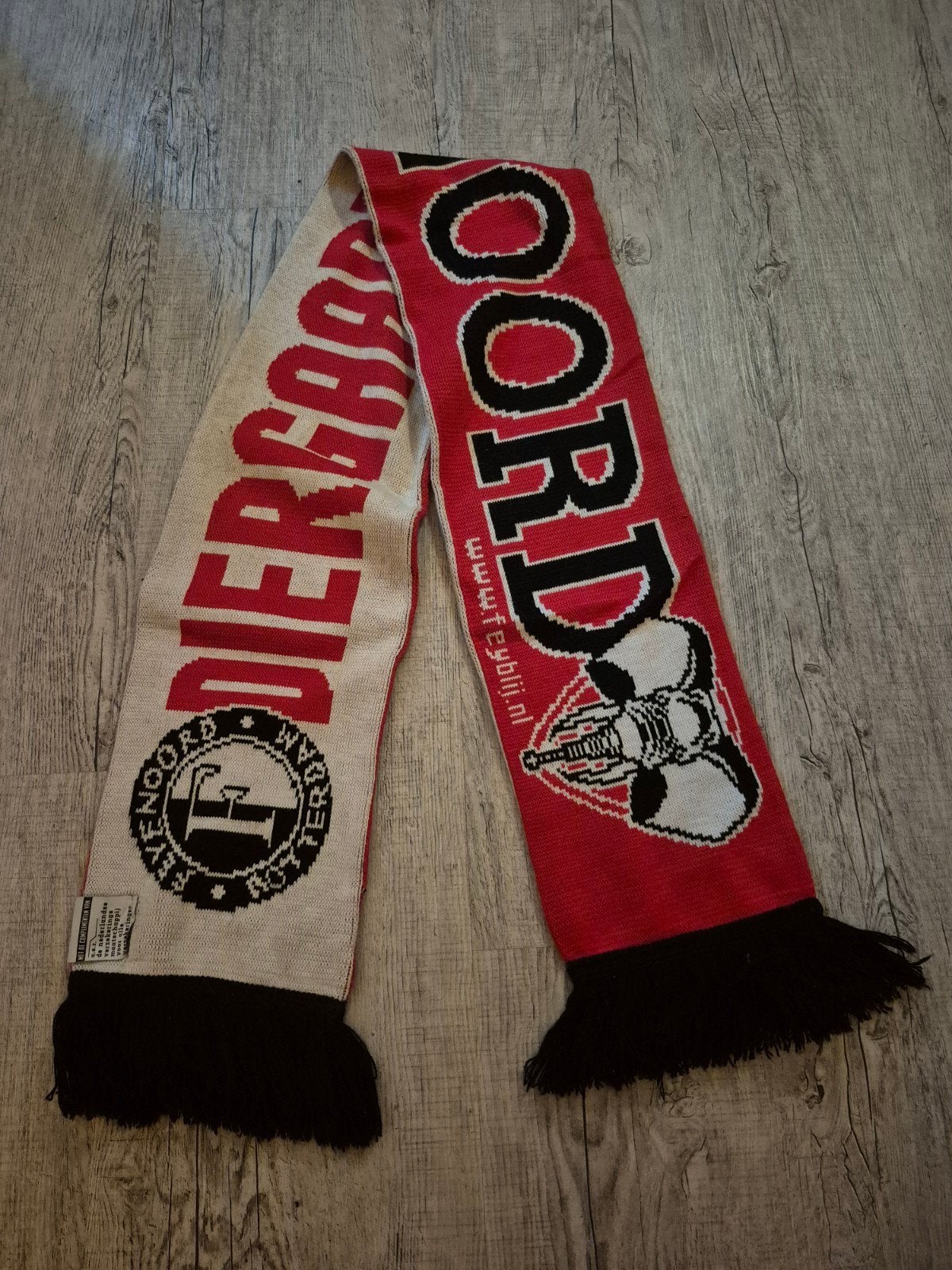 Feyenoord Blijdorp Feyblij sjaal + 4 stickersets, Ophalen of Verzenden, Gebruikt, Feyenoord, Vaantje of Sjaal