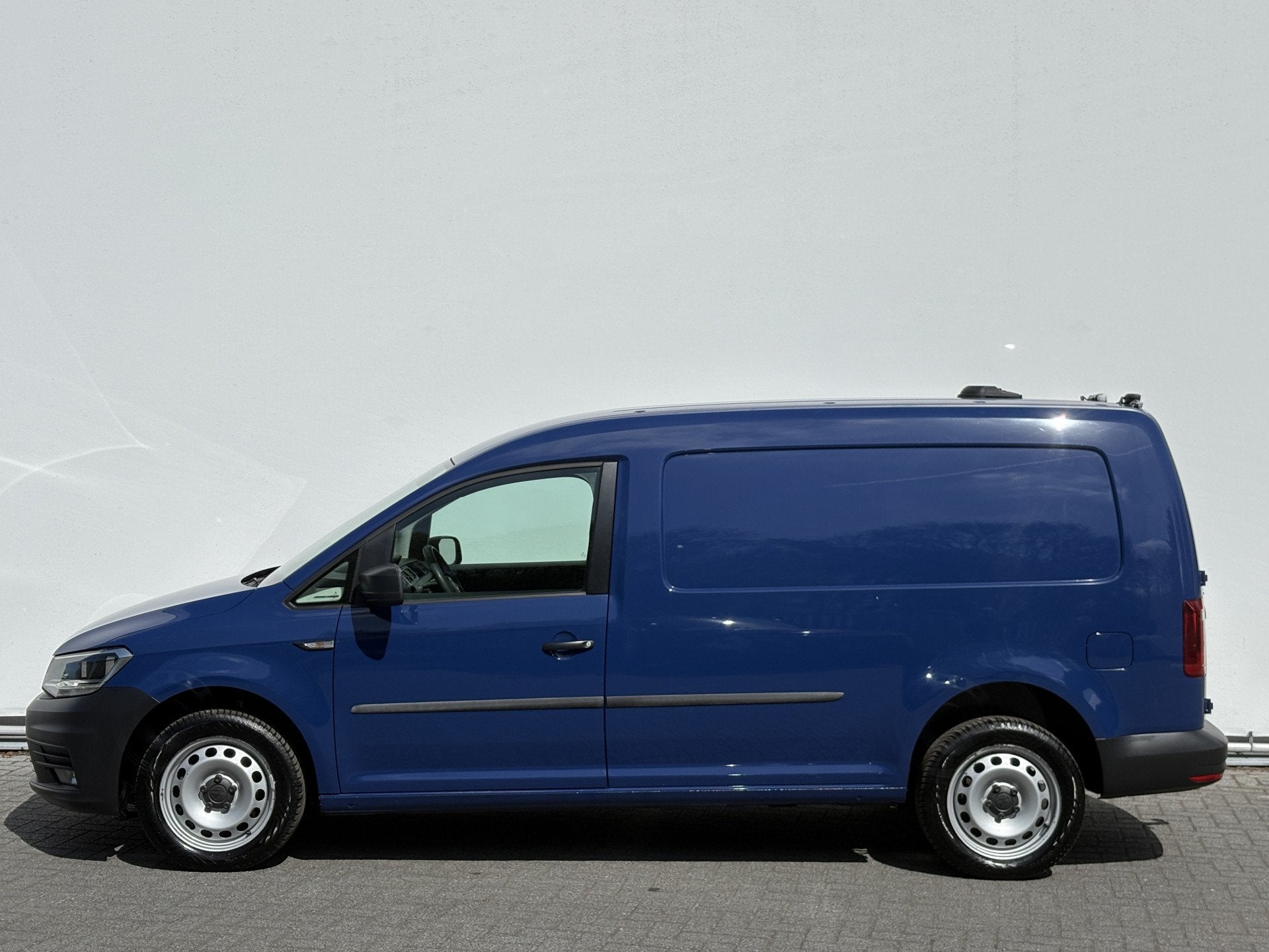 Volkswagen Caddy 2.0 TDI L2H1 4-Motion 4X4 Maxi Lang Highlin, 1450 kg, Stof, 4 cilinders, 122 pk