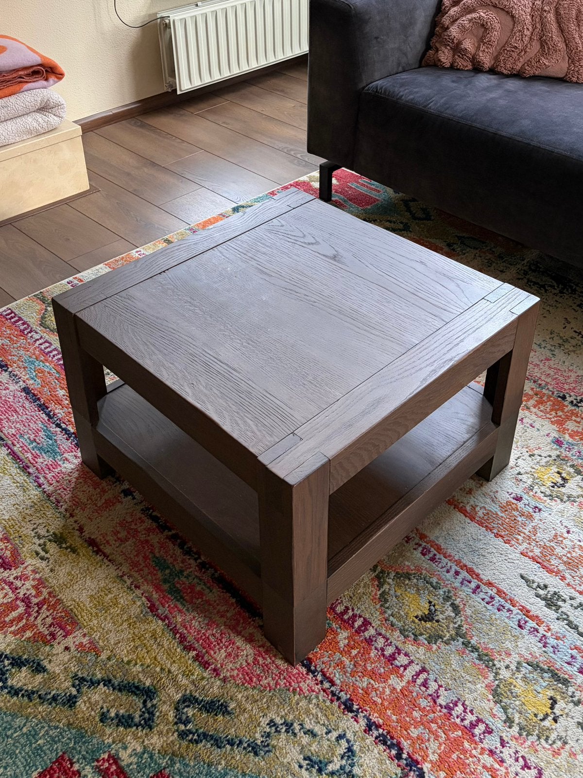 Henders & Hazel salontafel – donkerbruin, Ophalen, 50 tot 100 cm, Vierkant, 50 tot 100 cm