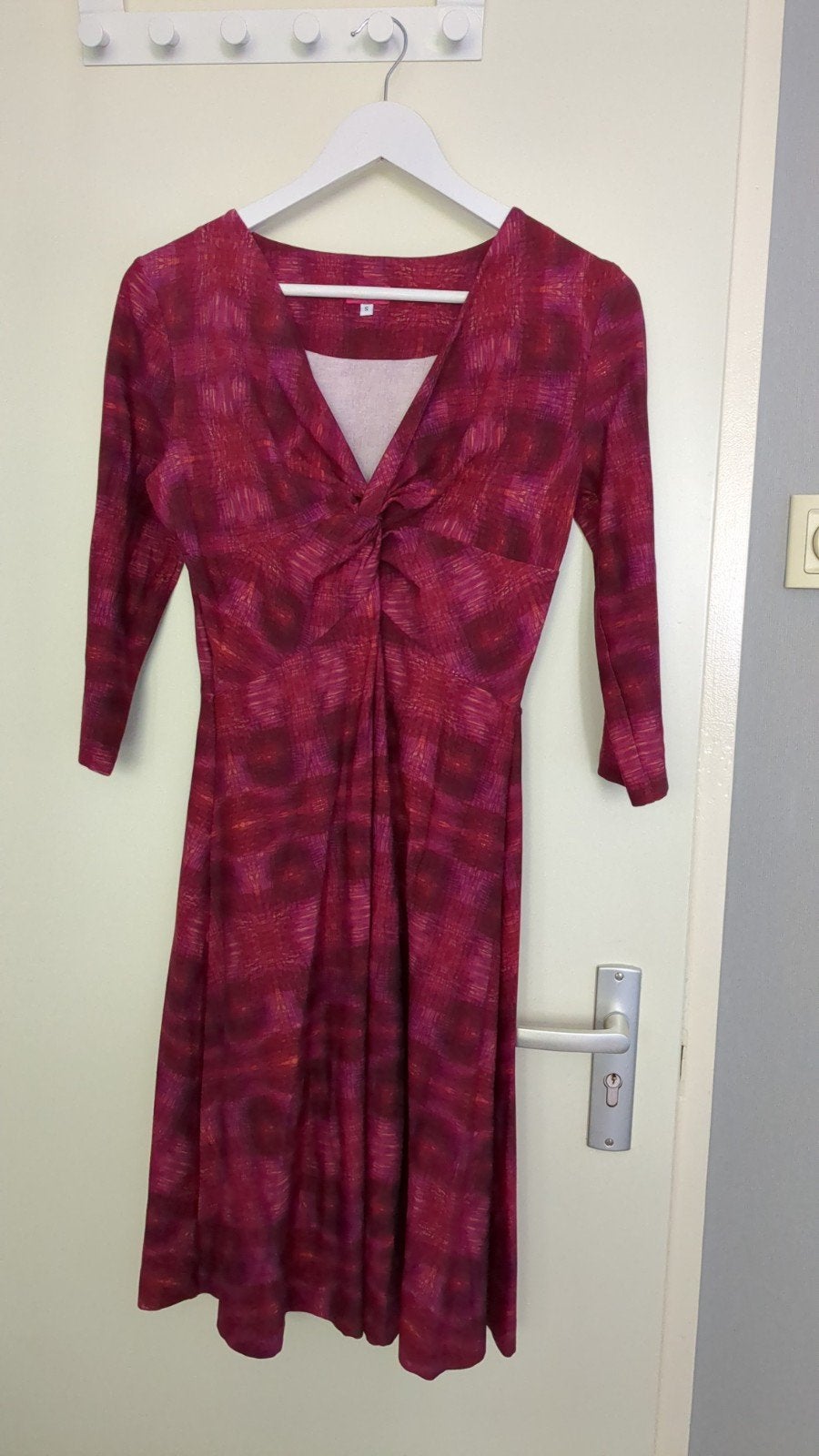 Tante Betsy jurk maat S - Zo goed als nieuw, Kleding | Dames, Ophalen of Verzenden, Zo goed als nieuw, Maat 38/40 (M), Rood