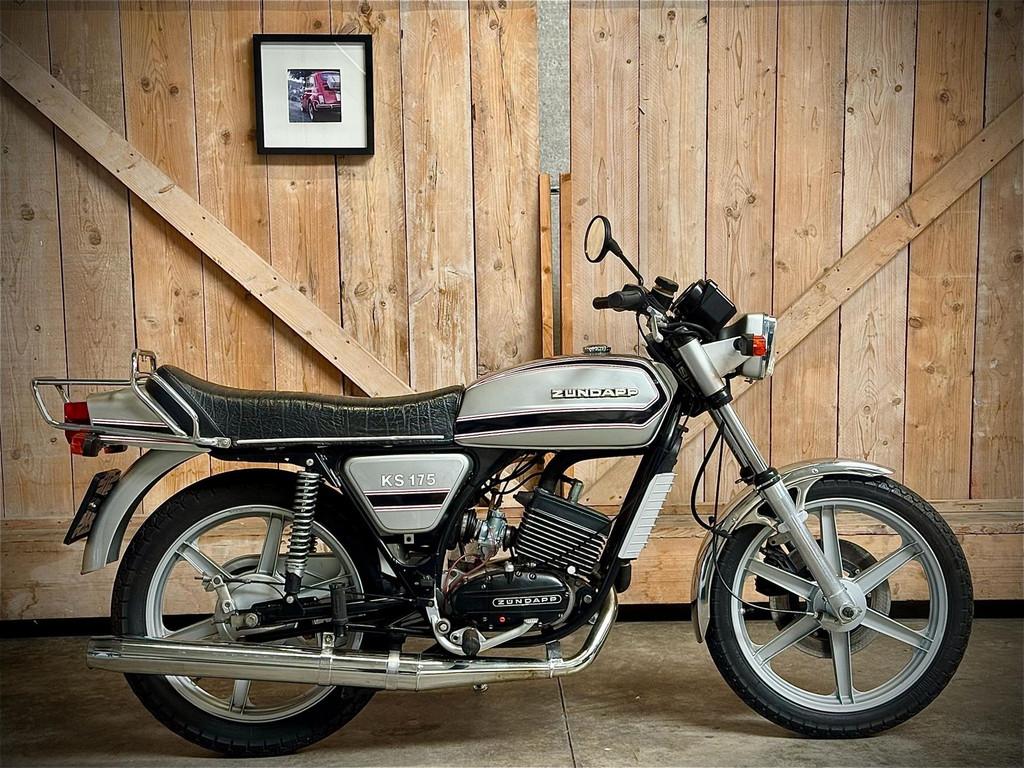 Zuendapp Ks 175 / 521-51 / Zundapp / 1979 / Liste 0 / Waterc